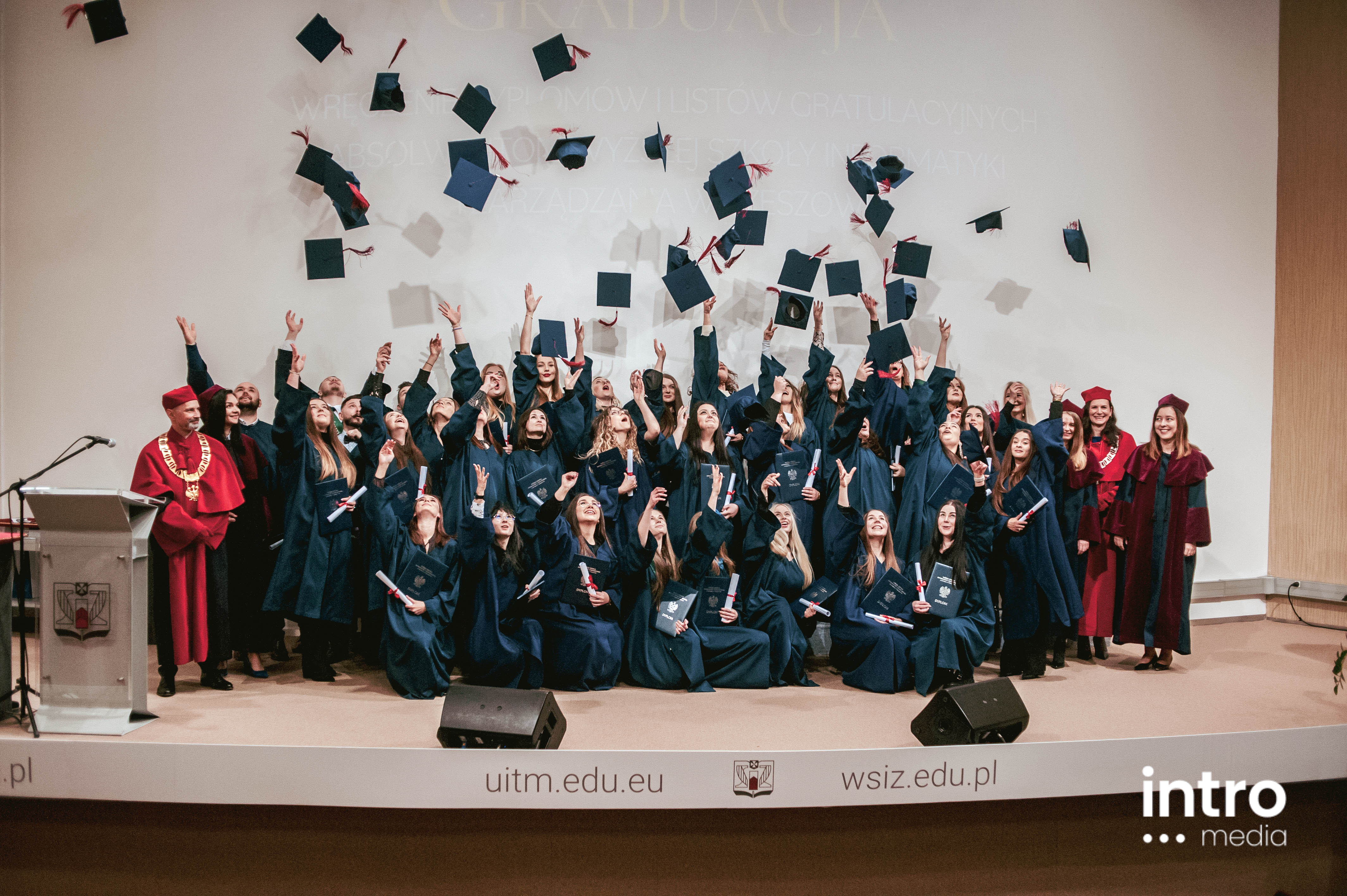 Graduacja Absolwentów WSIiZ 2023